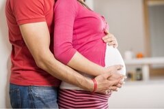 Mieux accompagner les familles précarisées autour de la naissance : appel à projets de la Fondation