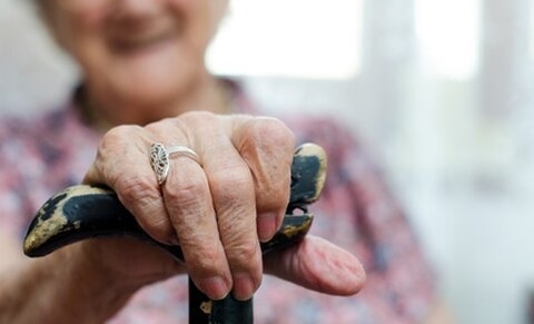 Vlaming wil besparen op terminaal zieken, comapatiënten en 85-plussers