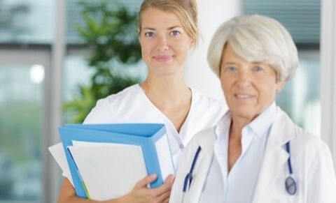 Belgique : kits d’urgence pour les infirmiers en soins palliatifs à domicile ?
