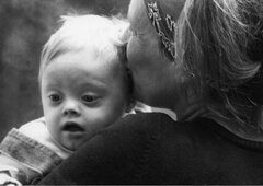 La naissance d’enfants trisomiques augmente-t-elle « les souffrances du monde » ?