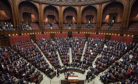 Italie : où en sont les initiatives visant à légaliser le suicide assisté ?