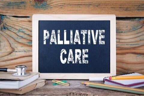 Une nouvelle étude du KCE donne des pistes pour une meilleure prise en charge des patients palliatifs à domicile