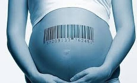 La GPA reconnue comme « délit universel » par l’Italie : mesure symbolique ou premier pas vers une interdiction globale ?