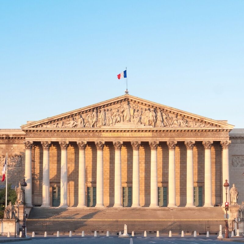 France : le gouvernement va-t-il forcer l’adoption de la loi sur l’euthanasie ? 